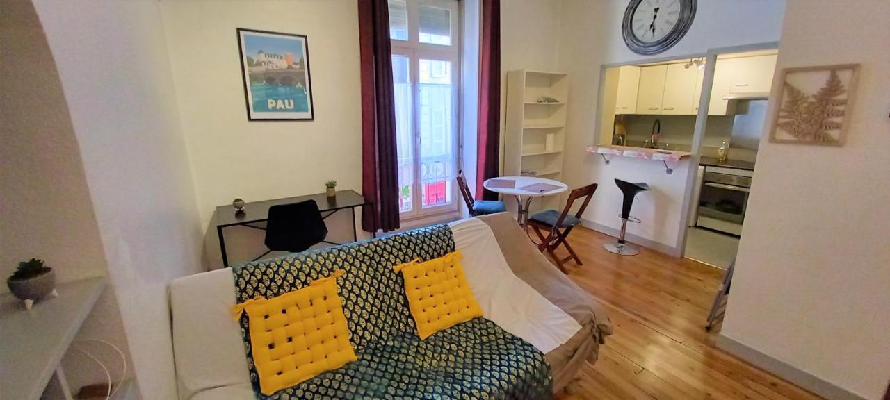 Le Gambetta T2 Cosy Hypercentre Wifi Fibre Avec Parking Apartman Pau Kültér fotó